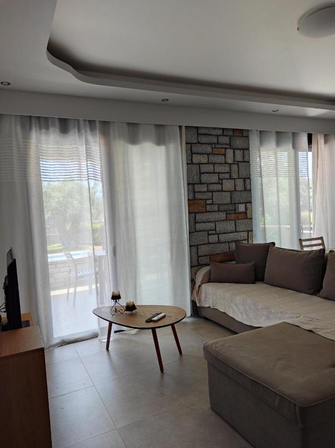 Iris Villas Complex Frinion Экстерьер фото