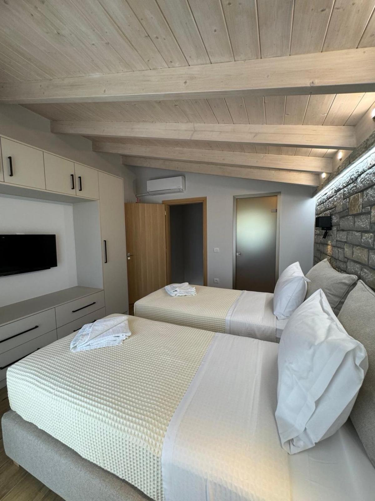 Iris Villas Complex Frinion Экстерьер фото