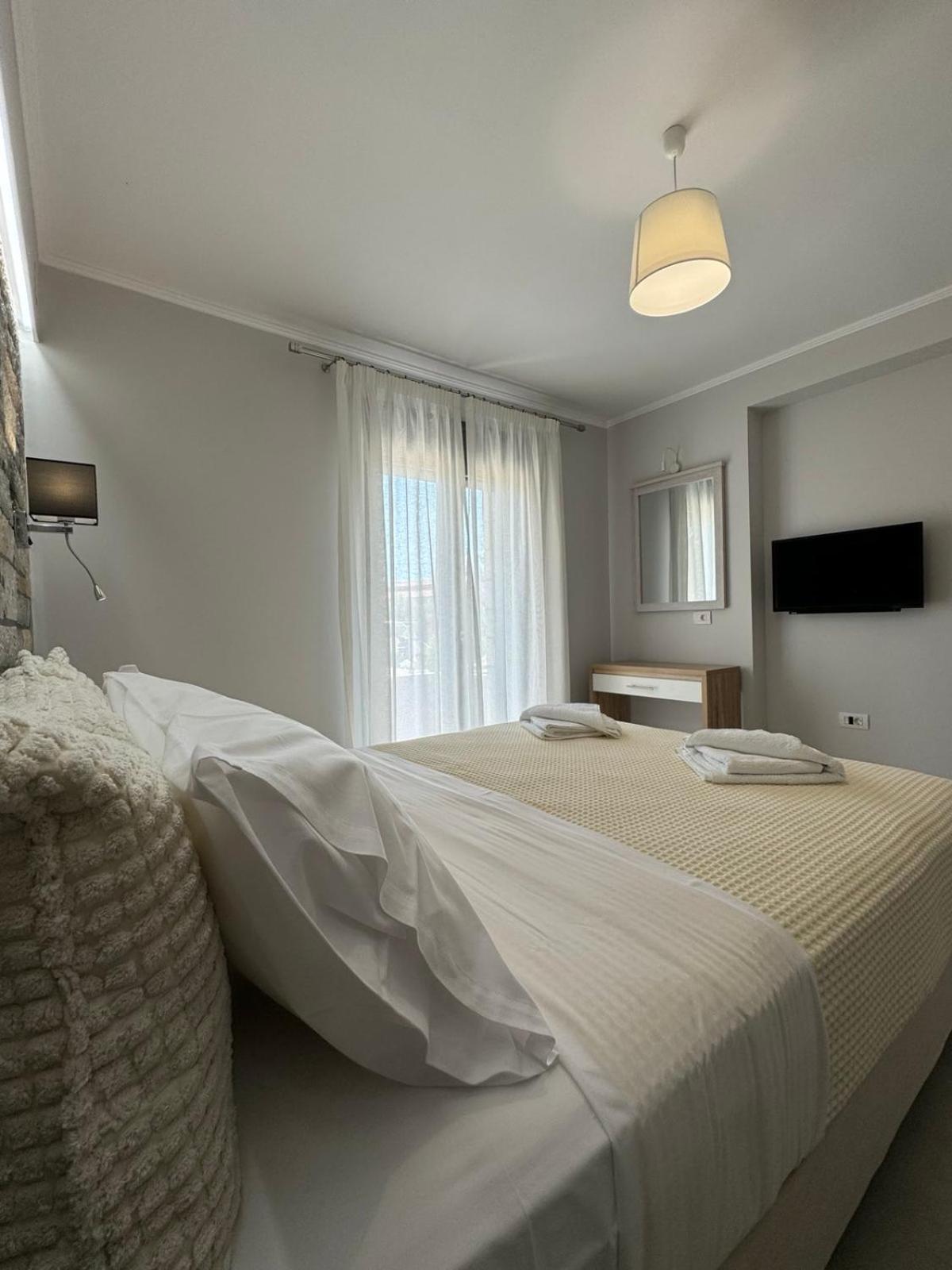 Iris Villas Complex Frinion Экстерьер фото
