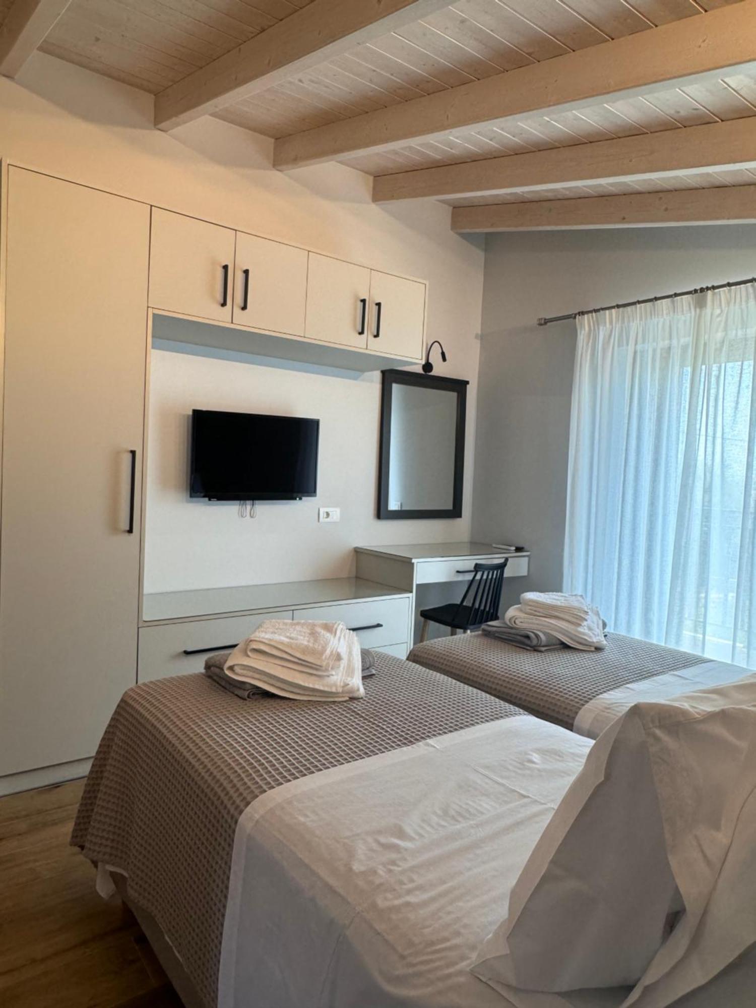 Iris Villas Complex Frinion Экстерьер фото